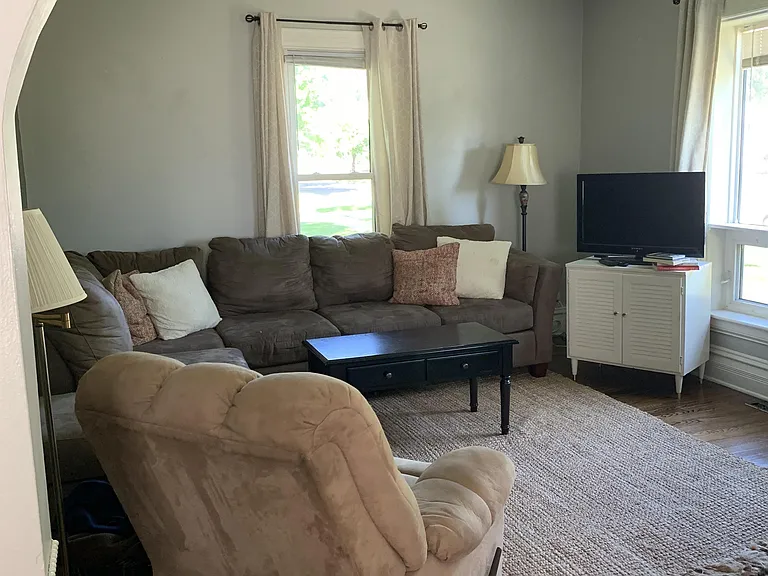 342 Elm St — Photo 6