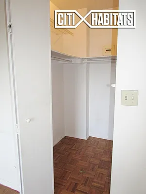 Rented by Citi Habitats | media 23