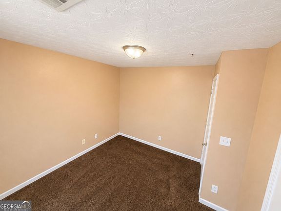 5th image of 10301 Fairington Ridge Cir #10301