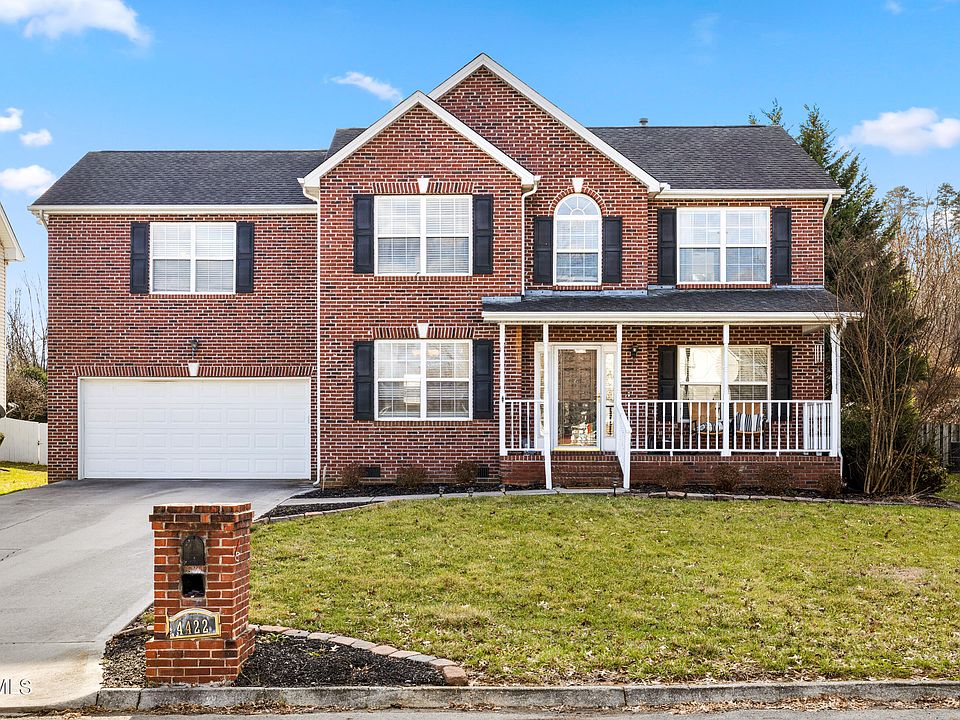 1st image of 4422 Aylesbury Dr