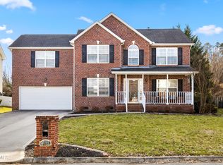 4422 Aylesbury Dr, Knoxville, TN 37918