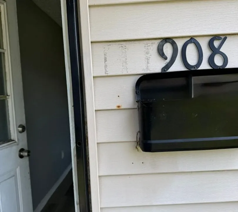 908 N Central Dr