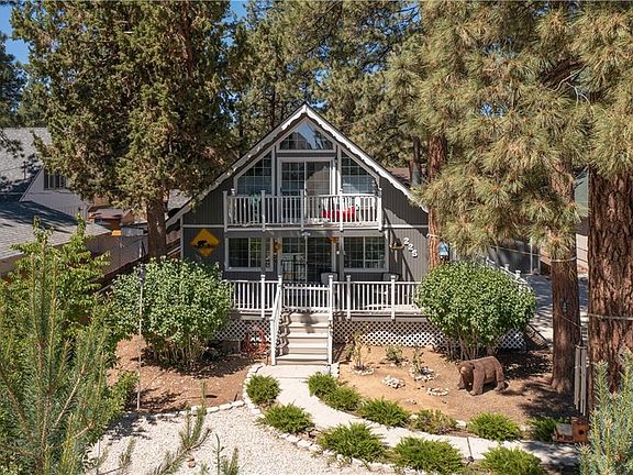 2nd image of 225 Turlock Dr