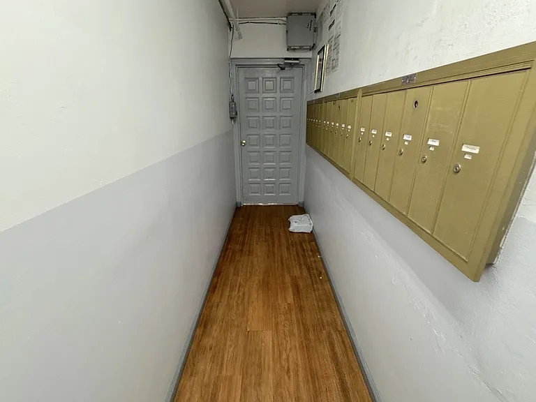 40 Brooks Ave #18 — Photo 27