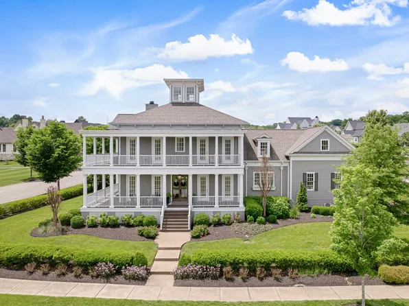 6201 Lynch Ln, College Grove, TN 37046