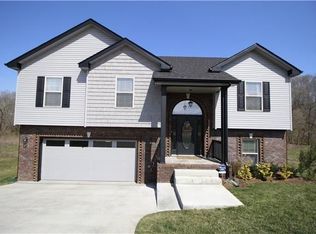 1563 Raven Rd, Clarksville, TN 37042