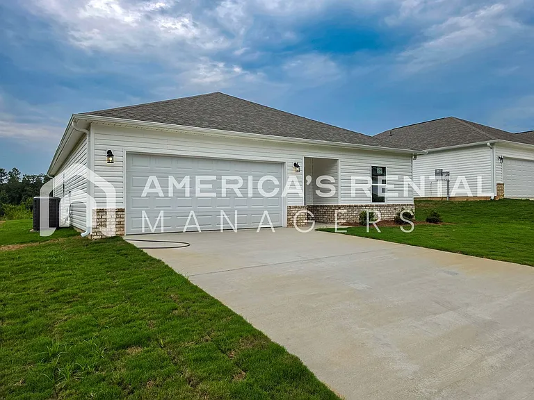 10304 Squires Way — Photo 6