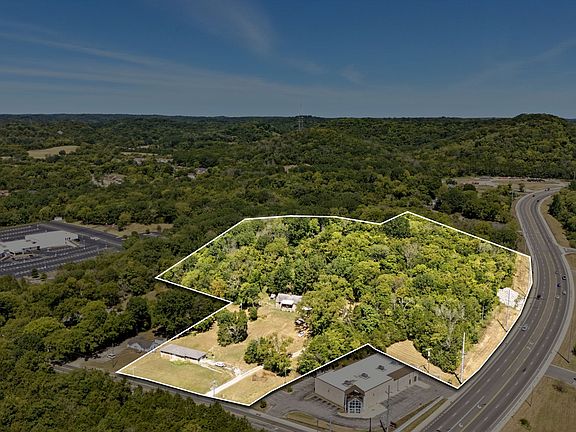 3rd image of 3712 Kings Ln