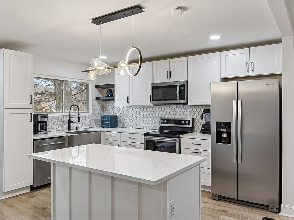 1st image of 6955 Highland Park Dr