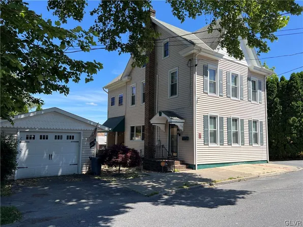 114 E Washington St, Slatington, PA 18080