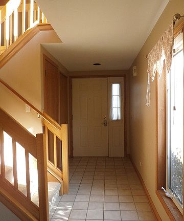 3rd image of 221 Carlisle Ave