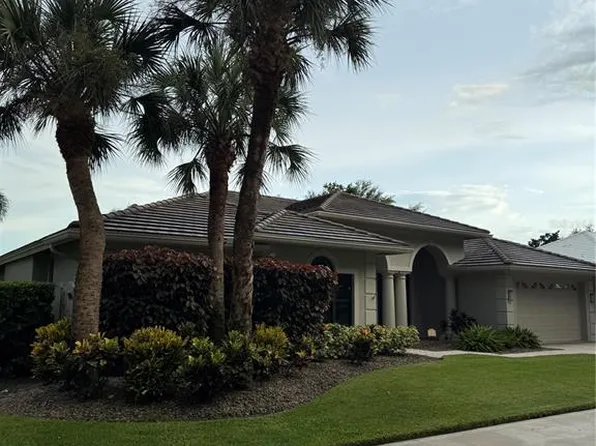 8575 Woodbriar Dr, Sarasota, FL 34238