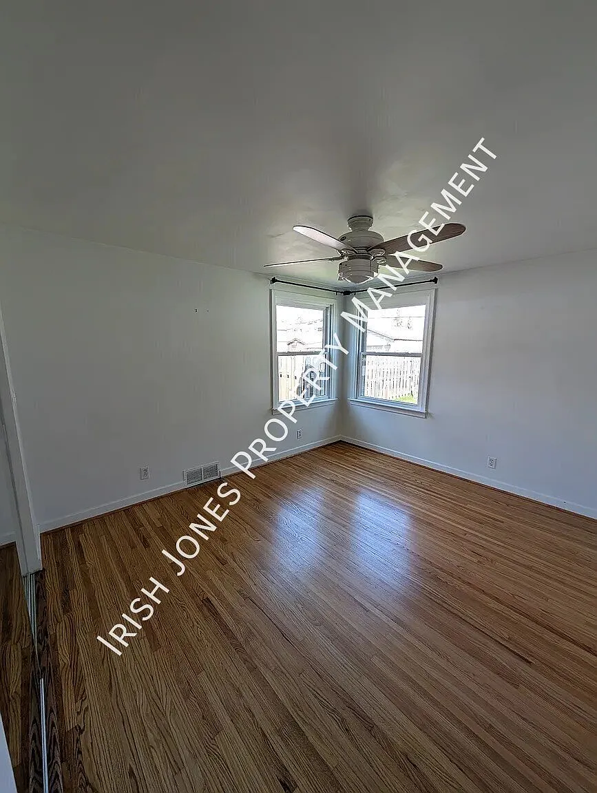 3 bed, 1440 sqft, $2,150 — Photo 4