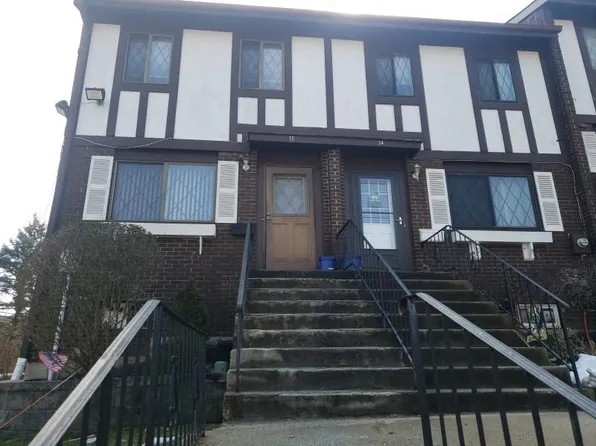 35 Buckingham Court, Pomona, NY 10970