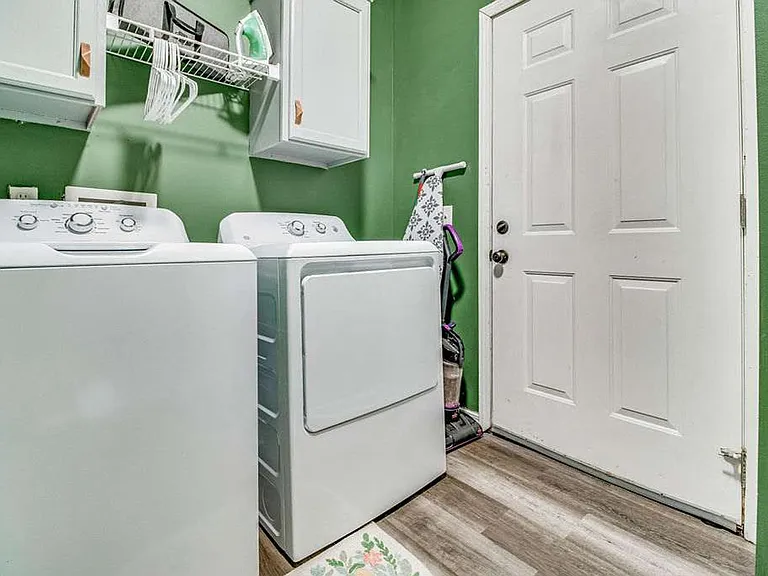 Laundry Room Cabinet