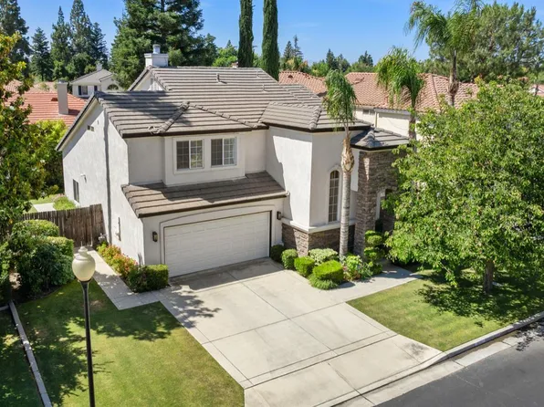 8711 Beau Maison Way, Bakersfield, CA 93311