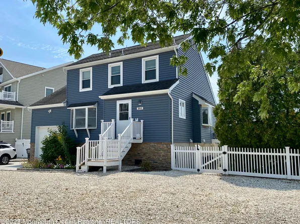 301 Maria Drive, Toms River, NJ 08753