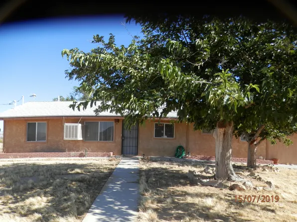 1050 Alta Ave, Landers, CA 92285