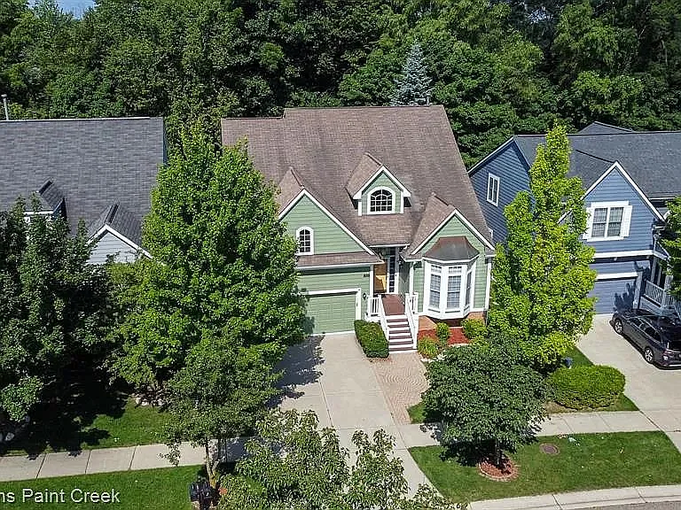 29425 Whistler Dr — Photo 38