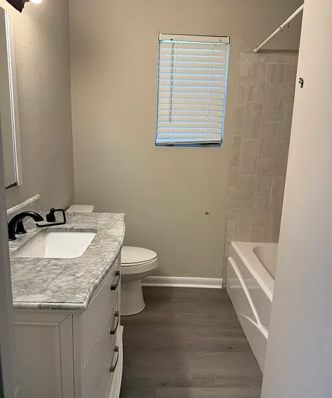 701 Cottonwood Ct — Photo 11