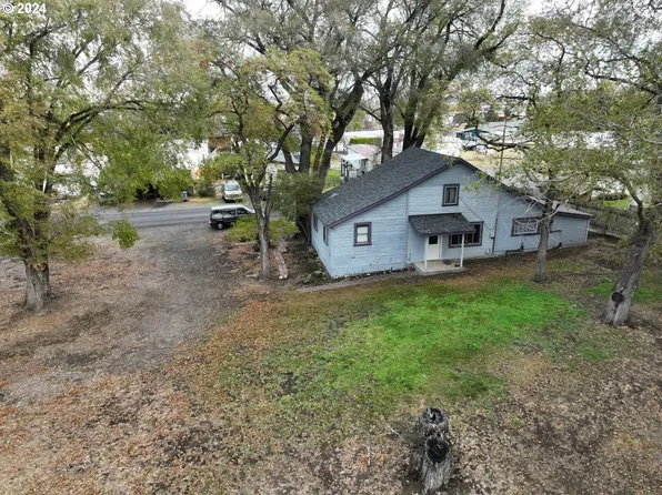 906 Verdant St, The Dalles, OR 97058