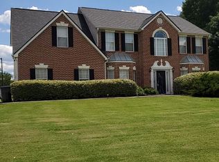 100 Oak Park Ter, Atlanta, GA 30349