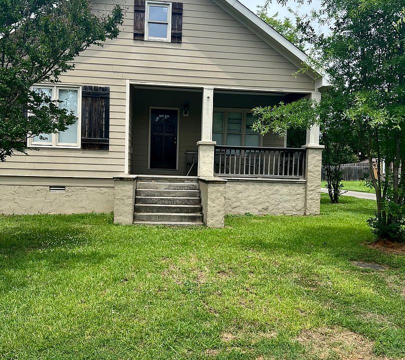 1st image of 1604 11th St
