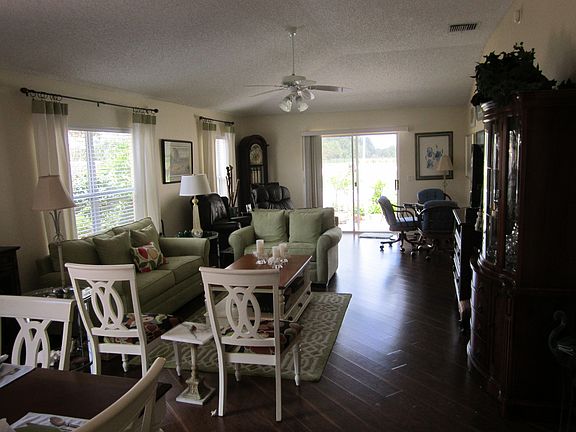 4th image of 3129 Archer Ave