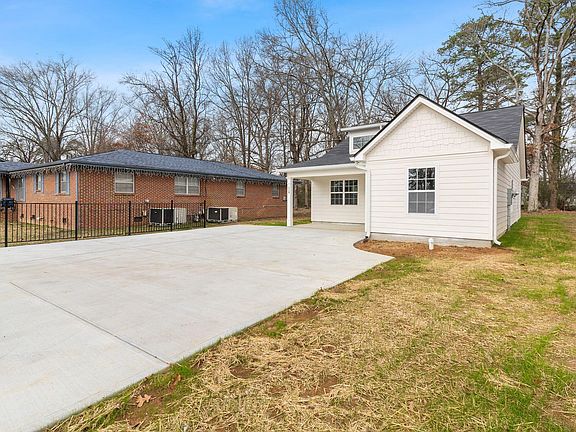 3rd image of 119 N Moore North Rd