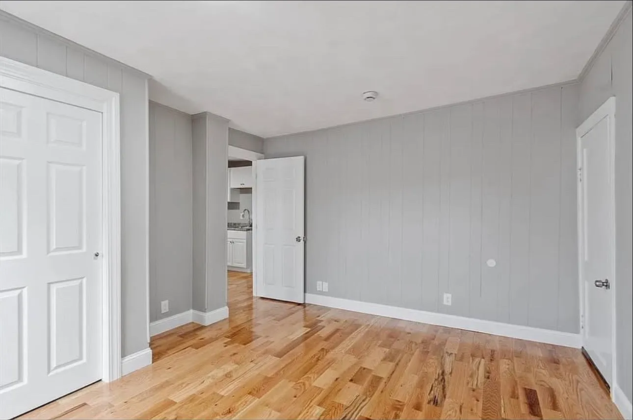 3 bed, $2,350 — Photo 3