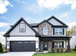 107 Thomas Pointe Ln, Maryville, TN 37803