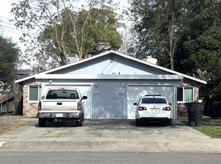 329 N 2nd Ave, Oakdale, CA 95361