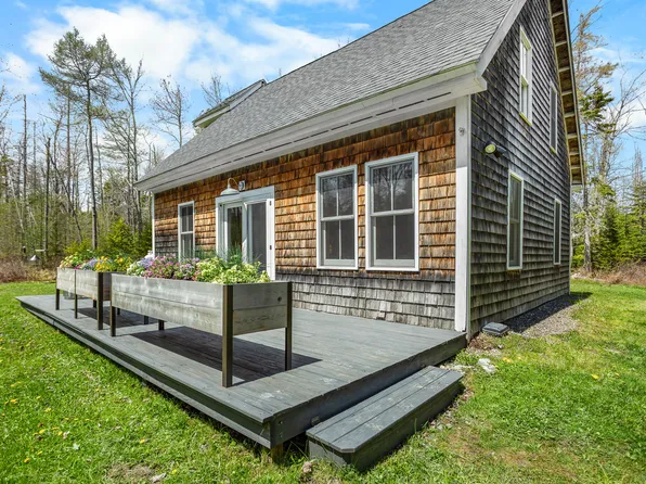 1428 Main Road, Islesboro, ME 04848
