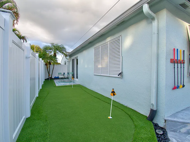 310 Gulfstream Dr — Photo 51