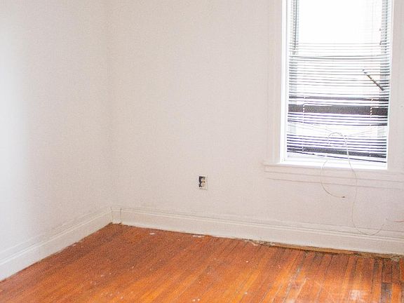5th image of 123 Clifton Pl #1