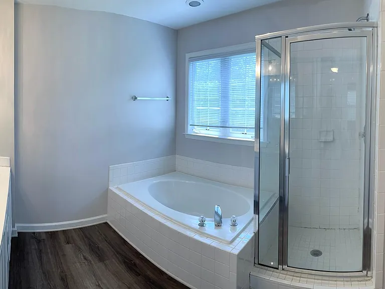 674 Huffine Manor Cir #674 — Photo 16