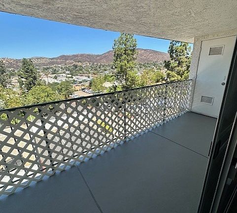 2b2b- Patio + Storage Room
