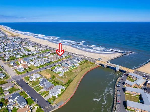 4 Washington Ave APT 1, Avon By The Sea, NJ 07717