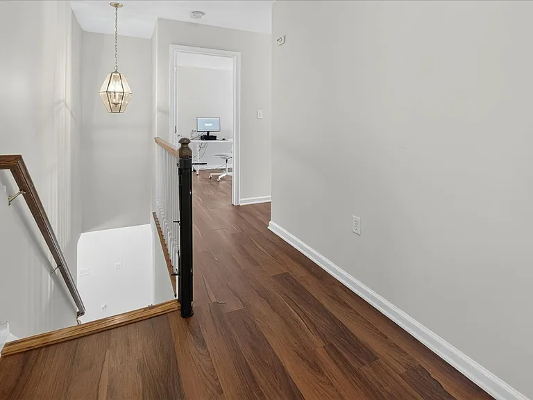 261 Concord Pl — Photo 21