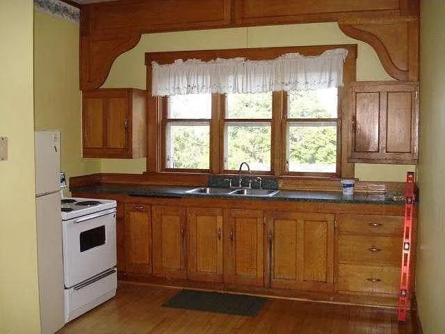 219 Minshall Ave — Photo 7