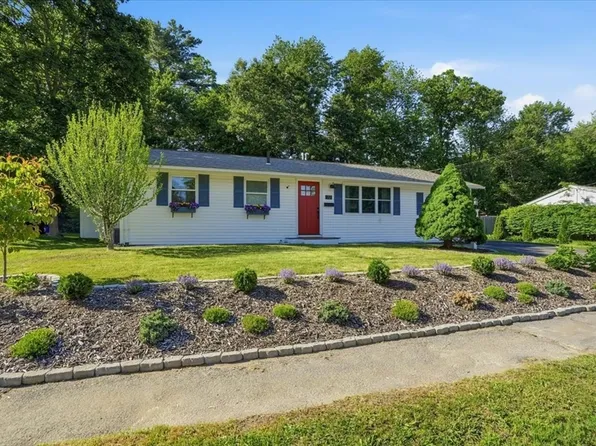 72 Josh Gray Rd, Rockland, MA 02370