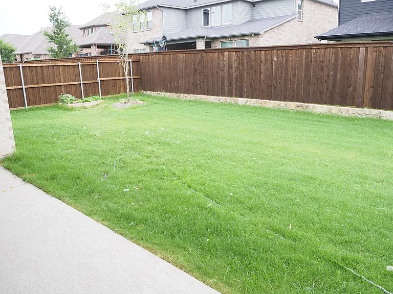 2613 Rosewood Way — Photo 40