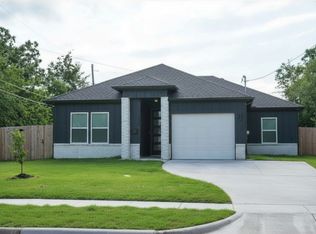 317 Whitestar Ln, Dallas, TX 75217