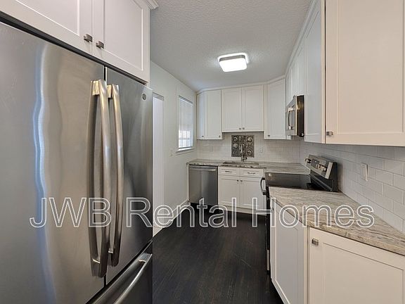 4th image of 5515 Bishop Cir