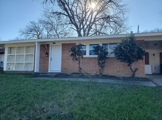 2117 San Jose Dr, Fort Worth, TX 76112