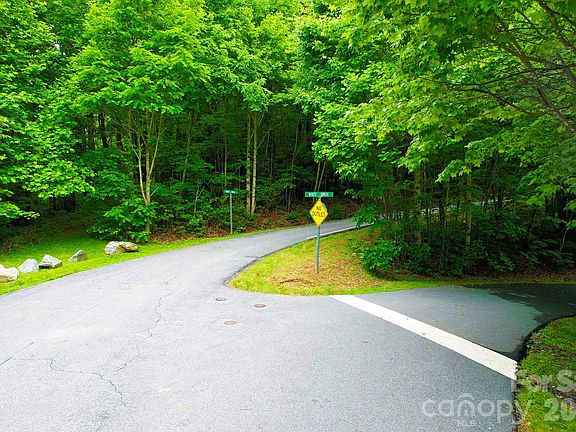5th image of 4 White Birch Ct #422
