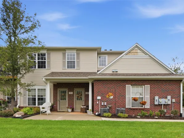 763 Eagle Dr, Fenton, MI 48430