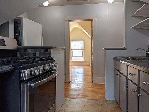 4th image of 2712 Emerson Ave S APT 4