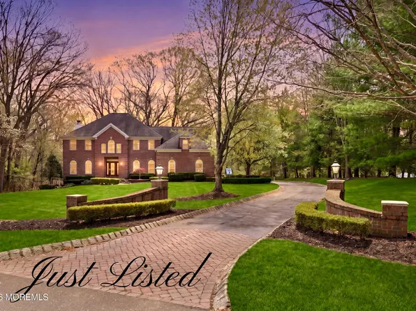 5 Maple Knoll Lane, Manalapan, NJ 07726