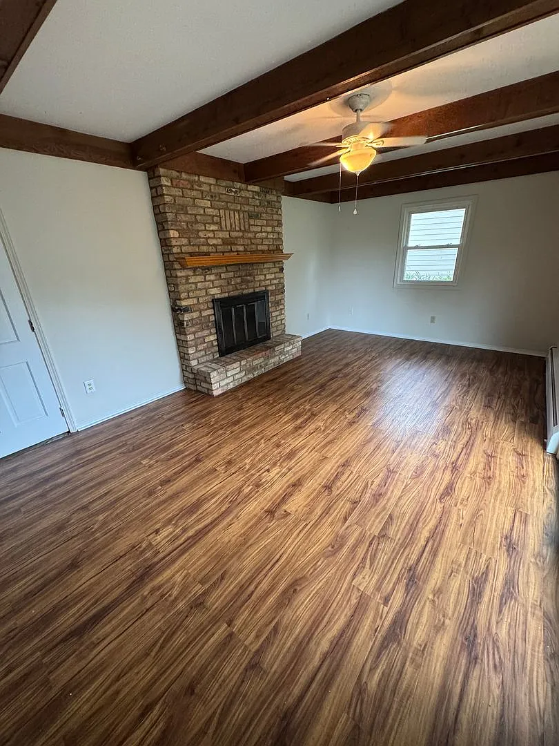 5115 Louden Drive — Photo 2